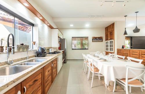Tenorio House | Casa dentro cond. Tenório à 50mts pé areia, térrea, ar cond split, área gourmet, cervejeira