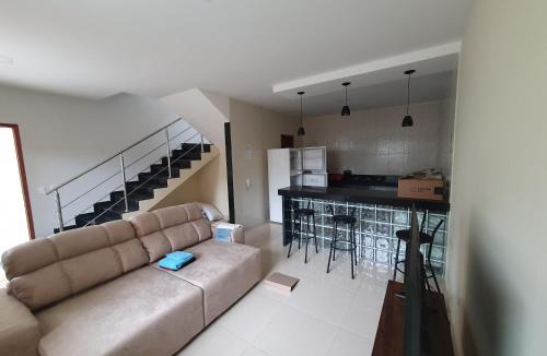 Iriri House | Casa Duplex Nova em Iriri