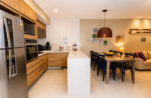 Abrantes House | Casa Elegance - Itacimirim BA - Right on the beach