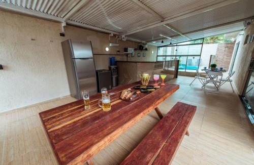 Conde House | Casa em Jacumã com Piscina, 5 Suítes e Fliperama