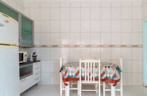 Balneario Arpoador House | Casa em Peruíbe com Piscina a 10min da Praia