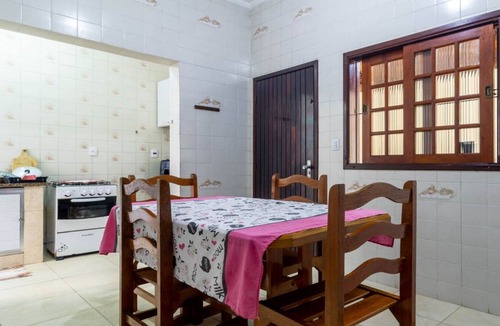 Vila Assuncao House | Casa em Praia Grande bem localizada a 300m do mar
