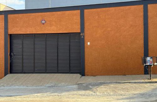 Sete Lagoas House | Casa em Sete Lagoas - até 8 pessoas - Preço justo