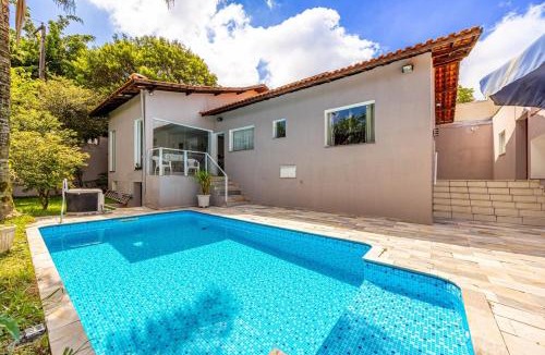 Independencia House | Casa Espaçosa com piscina e área gourmet