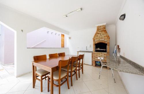 Independencia House | Casa Espaçosa com piscina e área gourmet