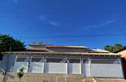 Aragarcas House | Casa espaçosa, com ar condicionado em todos os quartos