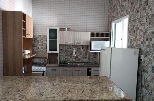 Sao Lourenco do Sul House | Casa grande a 1 quadra da praia