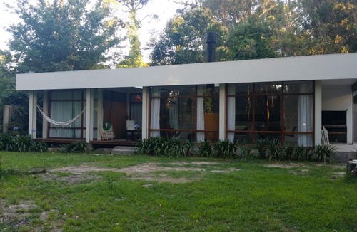 Bosque Peralta Ramos House | Casa moderna en el Bosque Peralta Ramos