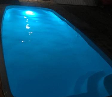 Taquaral House | Casa nova com piscina próxima a praia e menos de 3km do centro de Ubatuba