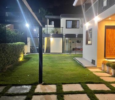 Portal da Olaria House | Casa Nunes São Sebastião - Piscina Coberta e Aquecida
