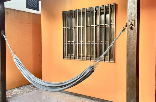 Itaipuacu House | Casa Para Temporada c/2 Quartos com Piscina e Área de Churrasqueira