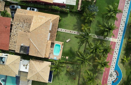 Canto do Mar House | Casa Paraiso Guarajuba - 6 suites, right on the sand.