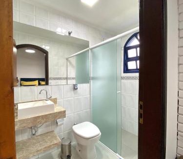 Caraguatatuba Apartment | CASA PARATY · linda piscina, bilhar, campo de futebol, em condomínio