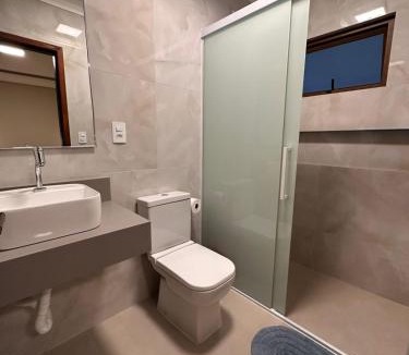 Ze Amandio House | Casa Pedra e Luz em Bombinhas com piscina aquecida