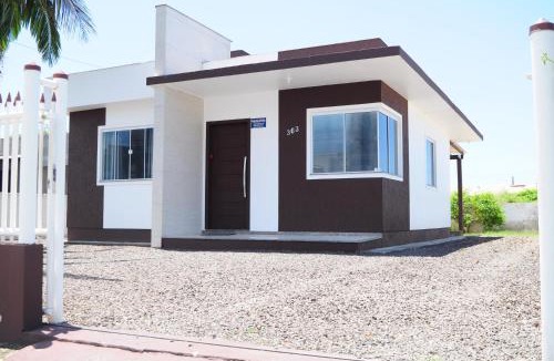 Balneario Gaivota House | Casa Premium em Balneário Gaivota