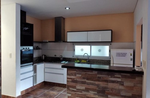 Junin House | Casa Quinta Barrio Real