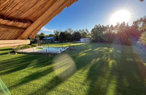 Capilla del Senor House | Casa quinta con enorme parque, parrilla, hogar, piscina a 1 hora de CABA