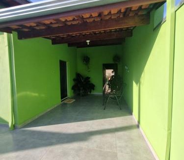 Holambra House | Casa Verde