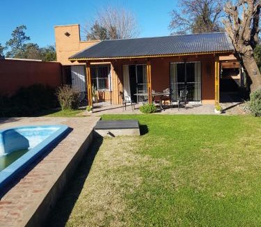 Chivilcoy House | Casaquinta con Parrilla, Estacionamiento y Pileta