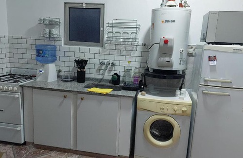 Nueve de Julio House | Casita Frondizi 628