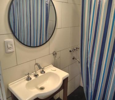 Lujan House | Casona Antigua con Jacuzzi a metros de la Basílica de Luján