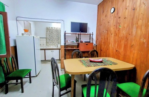 Santa Rosa House | Centrally located house Yrigoyen