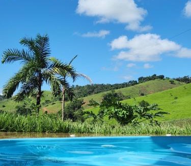 Inhapim House | Chácara Bela Vista - Piscina e Vista Incrível