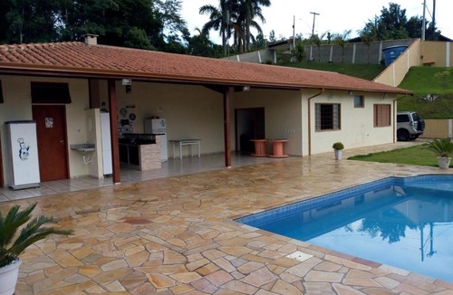 Amparo House | Chácara com piscina privativa a 5 min do centro