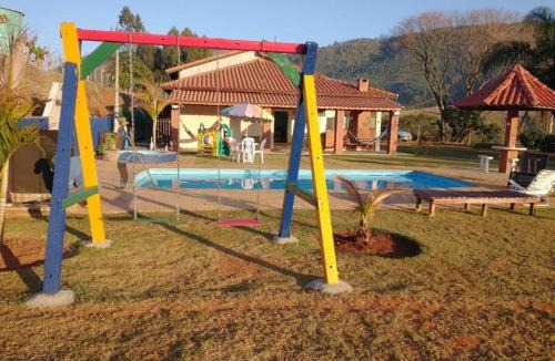 Vargem House | Chácara muito espaçosa para seus fins de semanas