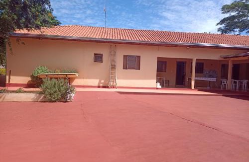 Primeiro de Maio House | chácara raíz no bela vista