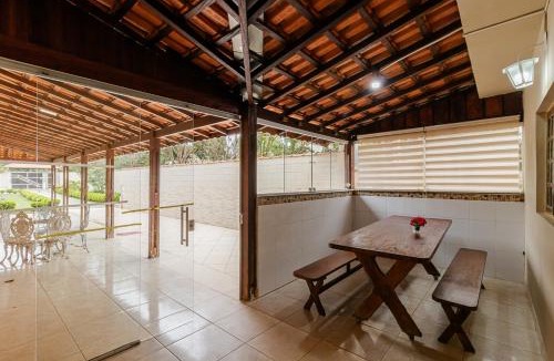 Suzano House | Chacara com churrasqueira, salao de jogos e Wi-fi