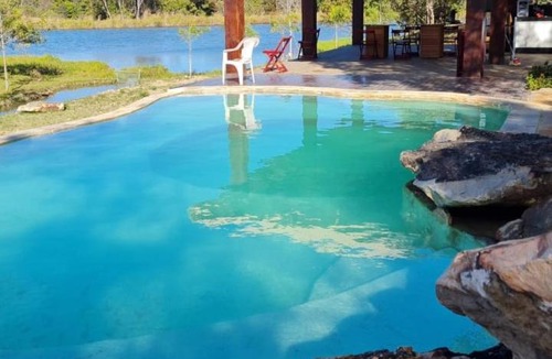 Jaboticatubas Hotel | Chalé defronte Lagoa na Serra do Cipó próximo a Cachoeira Grande, Cachoeira do Pedrão e Cachoeira Véu da Noiva