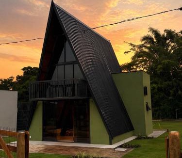 Anastacio Ski Chalet | Chalé em Frente ao Terroir Pantanal