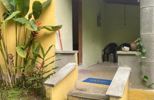 Baturite House | Chalé Morito