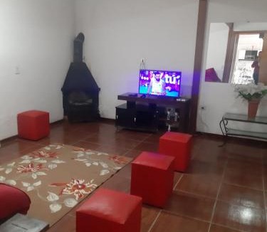 Jardim Nova Suica Ski Chalet | Chalé para casal com lareira
