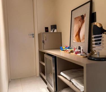 Uberaba Hotel | Chalé Prime Gênus Motel - Fotos Reais - Temos ponto de recarga para carros elétricos