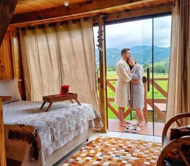 Imarui Ski Chalet | Chalé Suíte, Banheira e Piscina, Chácara das Estrelas