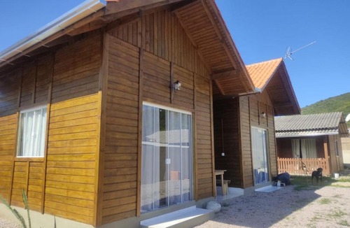 Bombinhas Ski Chalet | Chalés Costa Esmeralda, Bombinhas