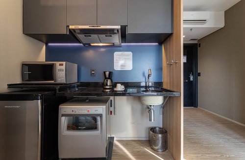 Alphaville Industrial Apartment | Charlie Alphaville