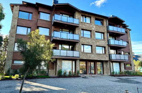 San Carlos de Bariloche Apartment | Charming 1-bedroom apartment in Bariloche with WiFi, breathtaking view!
