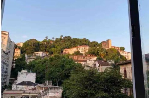 Centro RV Rental | Charming 1-bedroom loft in downtown Rio de Janeiro.