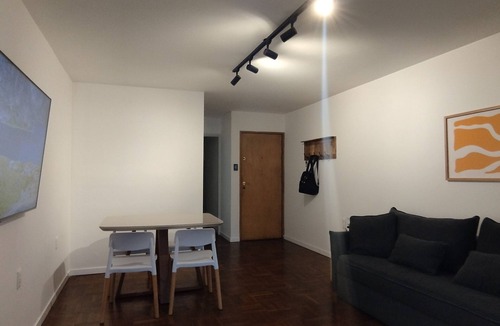 Pocitos Apartment | Charming 1-bedroom apartment in Montevideo with WiFi, AC