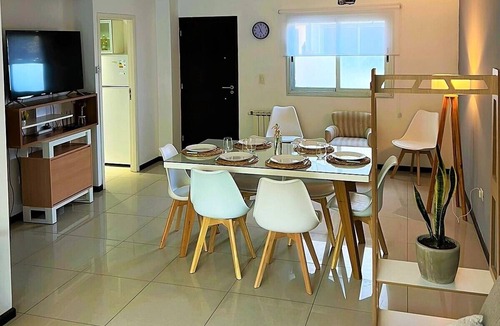 Mendoza City Center Apartment | Charming 2-bedroom apartment in Mendoza with AC, WiFi, garage ans washmachine