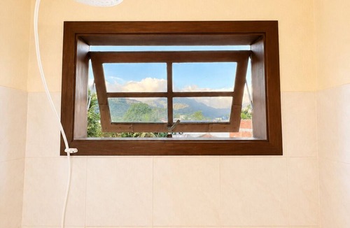 Boicucanga Beach Apartment | Charming loft with a mezzanine, 2 balconies, and just 10 minutes from the beach