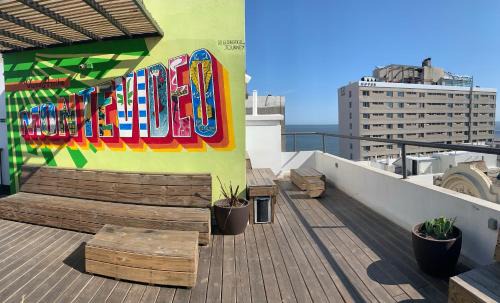 Ciudad Vieja Hostel | Circus Hotel Montevideo