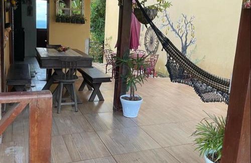 Gravata House | Clima, aconchego e bela vista em Gravatá