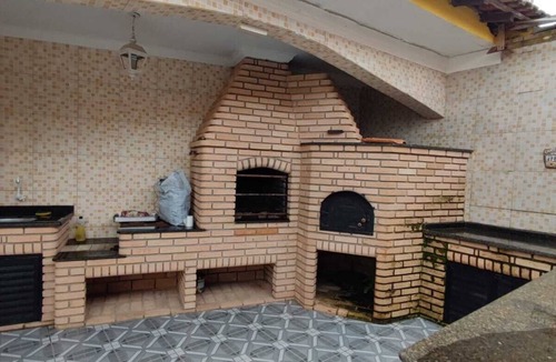 Balneario Gaivotas House | Close to the beach, 3 bedrooms, 4 garages for 15 people