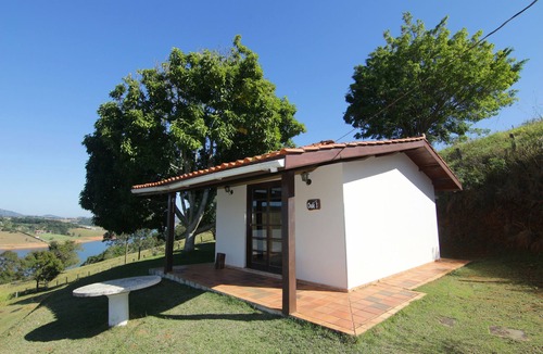 Batatuba House | Colina das Garças Village: Nature, Sports and Leisure