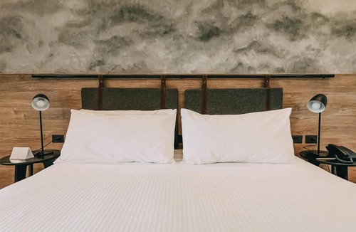 Villa General Belgrano Hotel | Comfort-Driven Room w/Balcony Perfect for Quiet Retreat |Outdoor & Indoor Pools