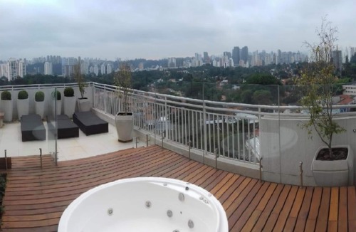 Santo Amaro Apartment | Comfortable loft in Santo Amaro